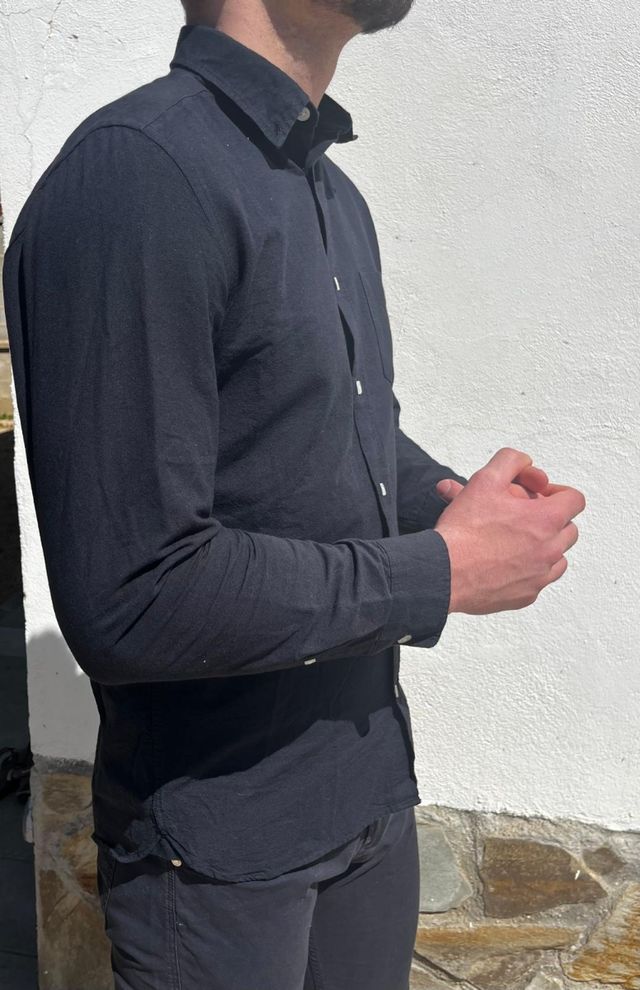 Camisa lisa azul marino HYM