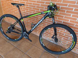 BICICLETA CANNONDALE F29 CARBON 4 .talla L