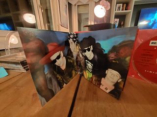 Red Hot Chili Peppers "Under The Covers" lt. ed cd