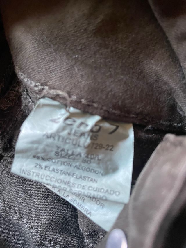 Pantalon chica cadera ajustada