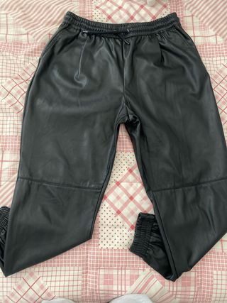Pantalón polipiel