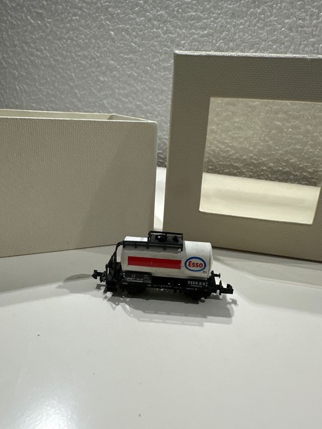 Vagon cisterna Esso maqueta tren