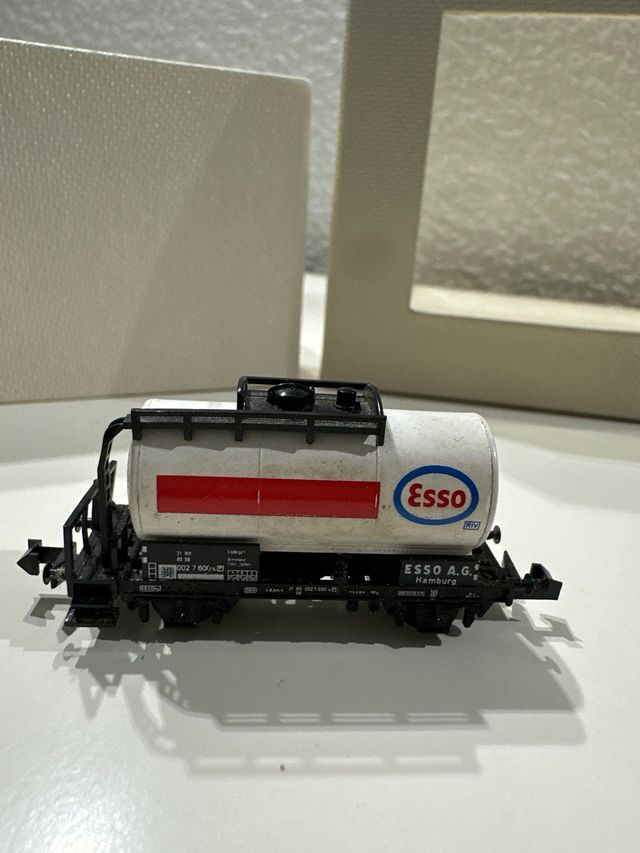 Vagon cisterna Esso maqueta tren