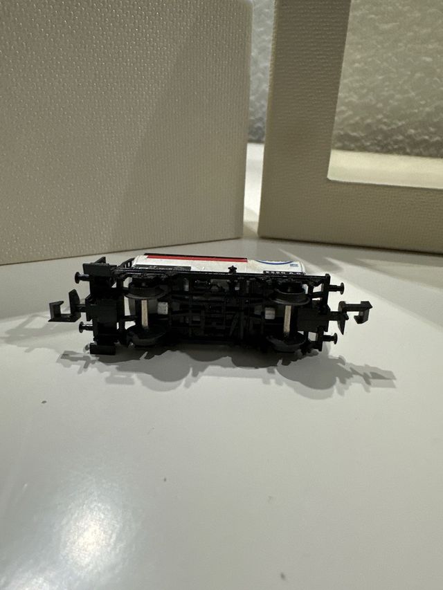 Vagon cisterna Esso maqueta tren