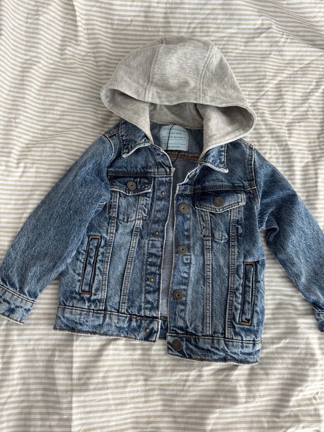 Nueva chaqueta vaquera primark para niños