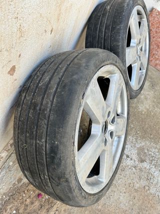 2 Llantas Audi 225/40/18