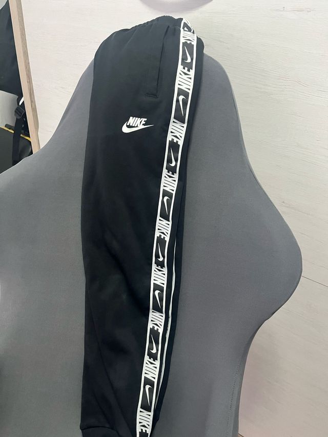 PANTALONES NIKE NIÑO