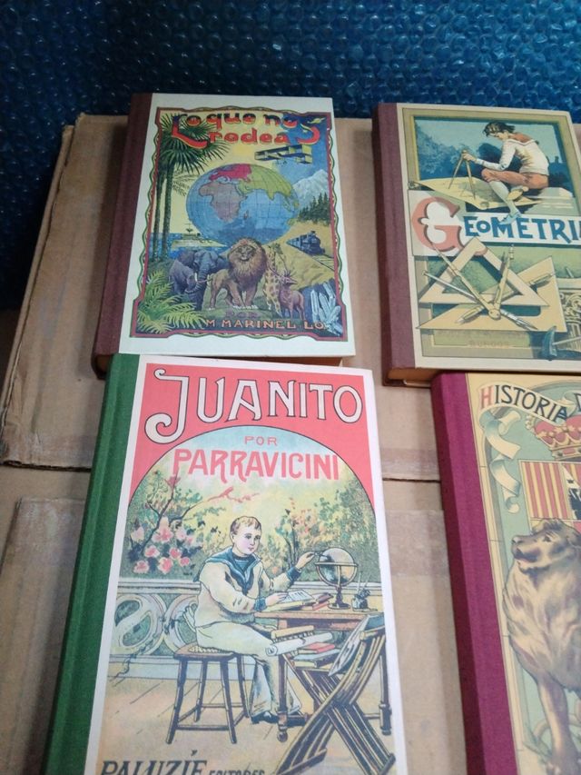 Libros a elegir 5 euros cada libro 