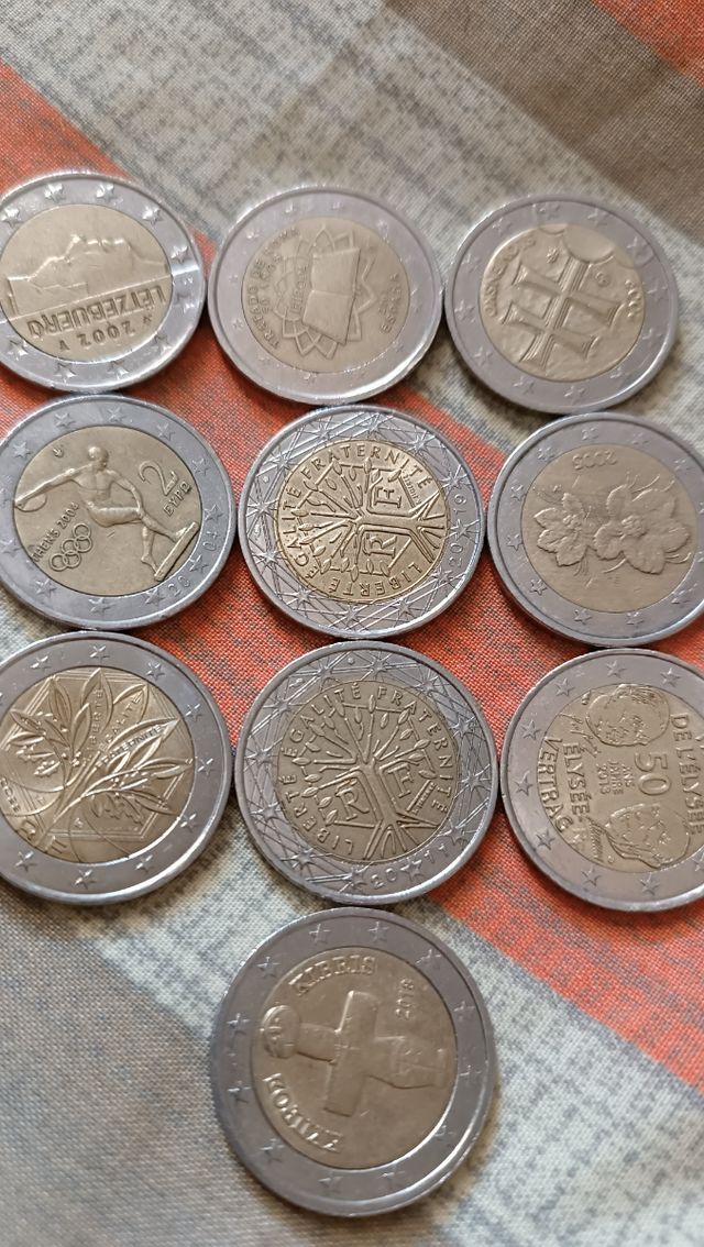 Monedas 2 euros y 1 euro raras