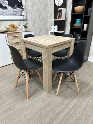 NUEVA MESA PEQUEÑA EXTENSIBLE + 4 SILLAS NORDICAS