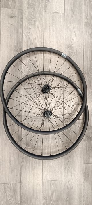 Ruedas de gravel 