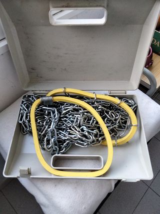Cadena de automoción para ruedas de 13",