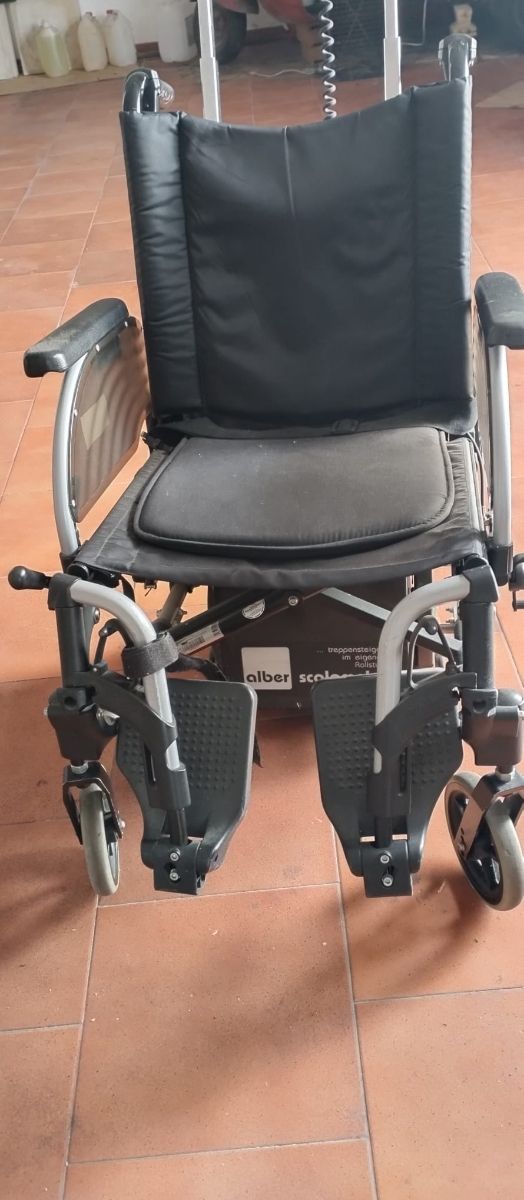 Silla sube escalera minusválido
