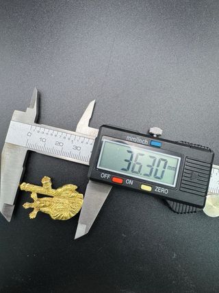 011 03 00233 COLGANTE JESUS DEL GRAN PODER ORO 18K