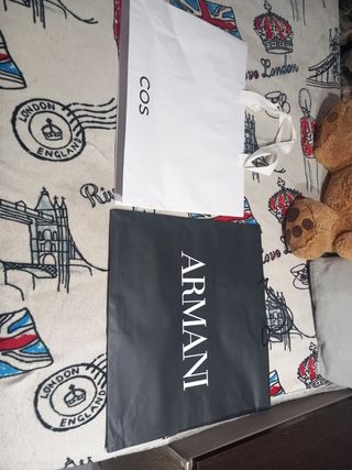 Bolsas Armani, Cos