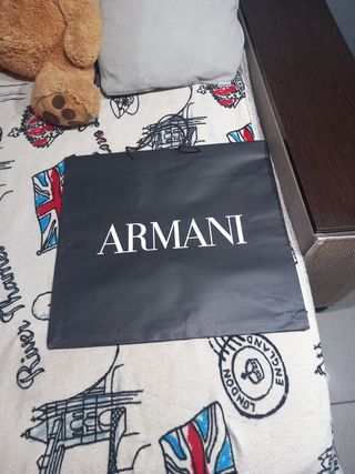 Bolsas Armani, Cos