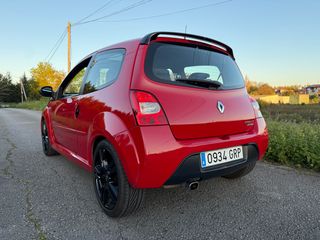 Espectacular twingo RS 
