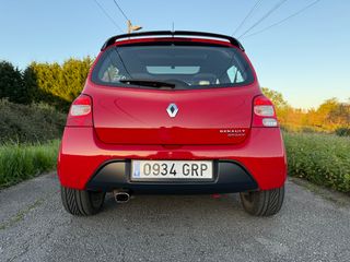Espectacular twingo RS 