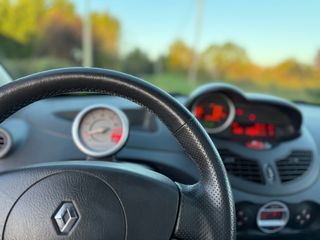 Espectacular twingo RS 