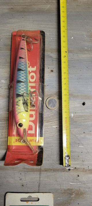 Aparejos de pesca, señuelos