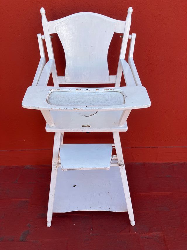 Trona infantil de madera vintage