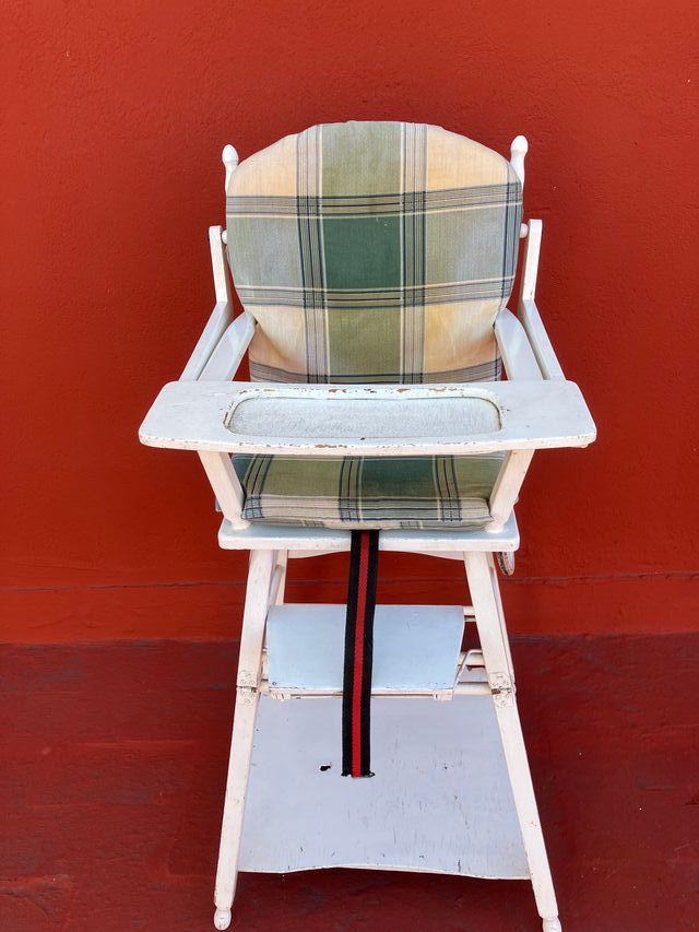 Trona infantil de madera vintage