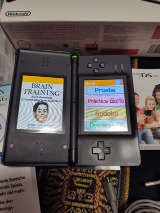 Nintendo DS lite y Gameboy Completa