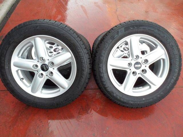 Llantas originales mini countryman modelo nuevo.