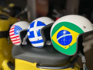 CASCO ORIGINAL VESPA BANDERAS