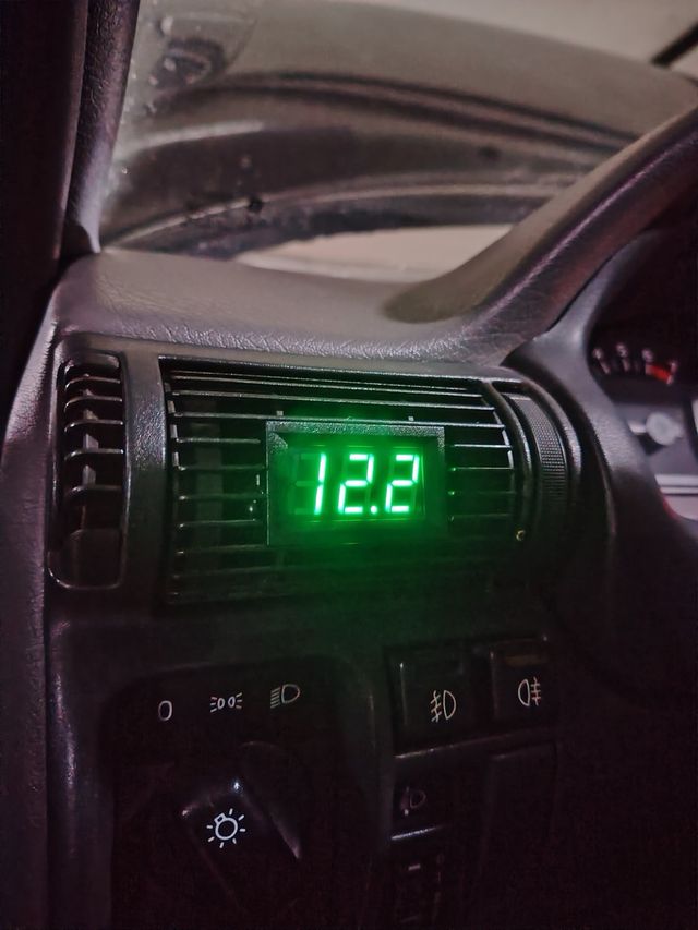 Voltimetro digitales opel astra f gsi