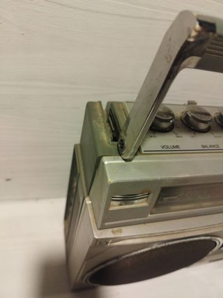 Radio cassette boombox sanyo