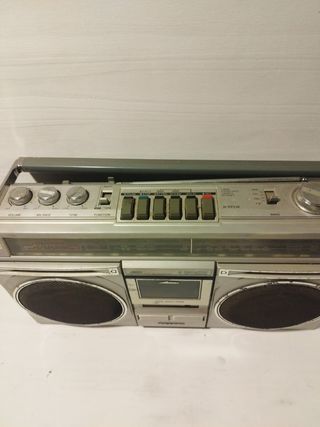 Radio cassette boombox sanyo