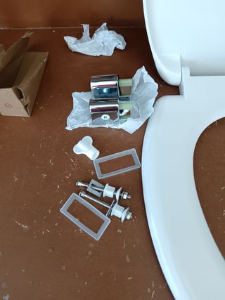 SCHÜTTE - Asiento de inodoro con suave cierre met