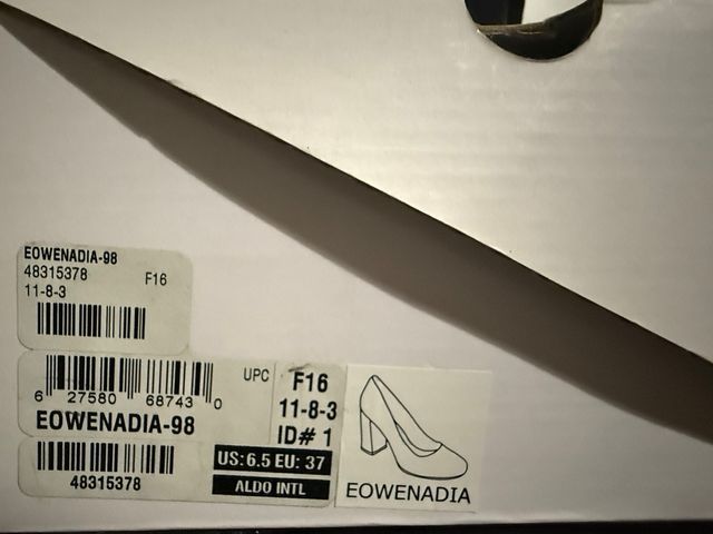 Tacchi in pelle scamosciata