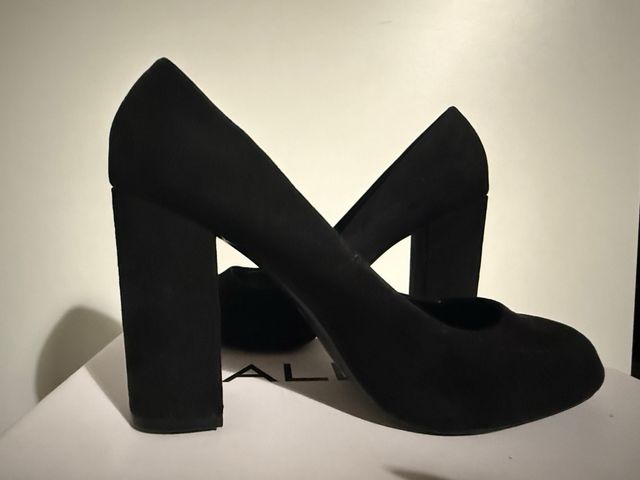 Tacchi in pelle scamosciata