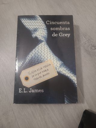 CINCUENTA SOMBRAS DE GREY