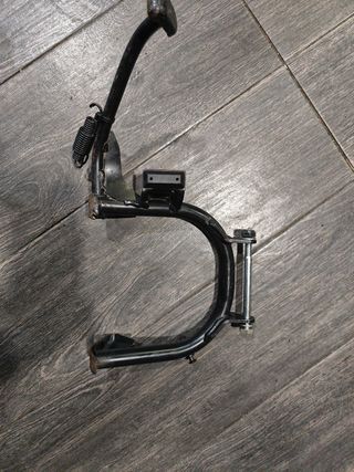 Caballete derbi gp1 125