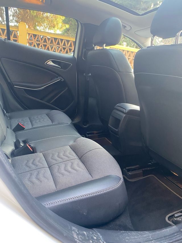 Mercedes-Benz GLA 200 d 4matic