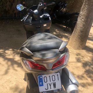 Moto Suzuki Burgman 200cc