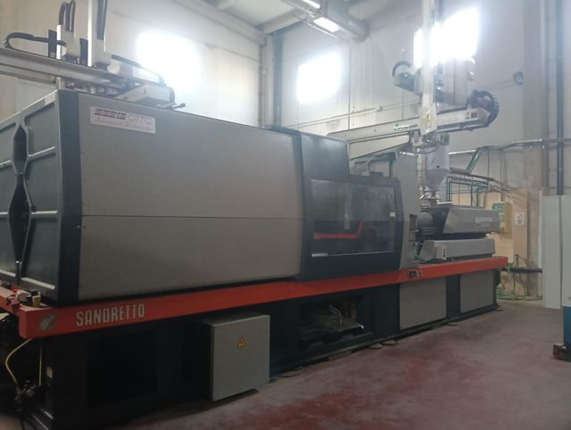 Inyectora plástico SANDRETTO OTTO 485