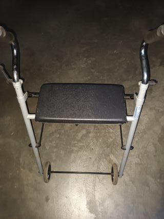 Andador con asiento