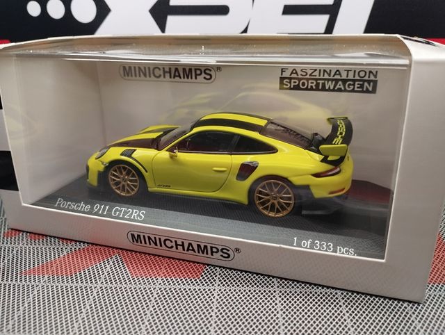 Porsche 911 gt2rs