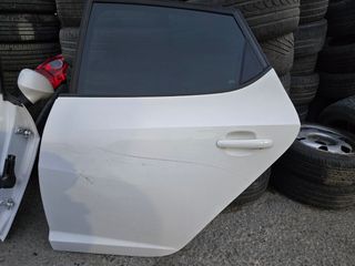 Puerta trasera izquierda seat ibiza 6J