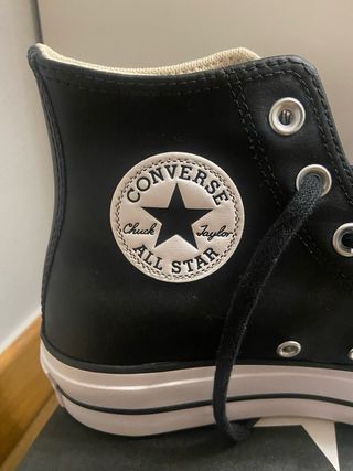 Converse Chuck Taylor all star negras piel