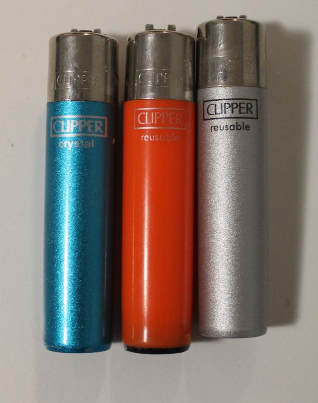 Lotto 20 Accendini Diverse Marche Clipper BIC ...