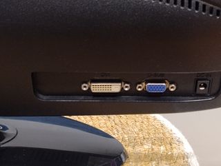 Pantalla ordenador HP 15".
