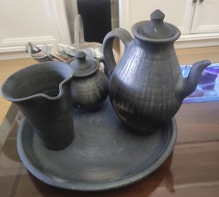 Plato con lechera, azucarero y para el c