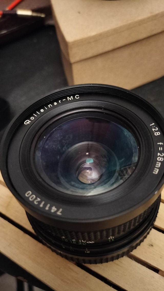 Objetivo Rolleinar MC 28mm f  2.8 Con funda rígida