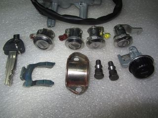 JUEGO BOMBINES SUZUKI SAMURAI (94-04)