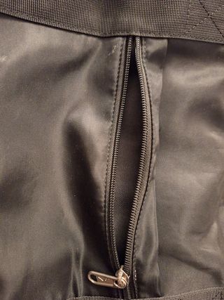 Estupenda bolsa de mano de viaje